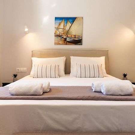 Maria Olga Apartments Benitses  Bagian luar foto