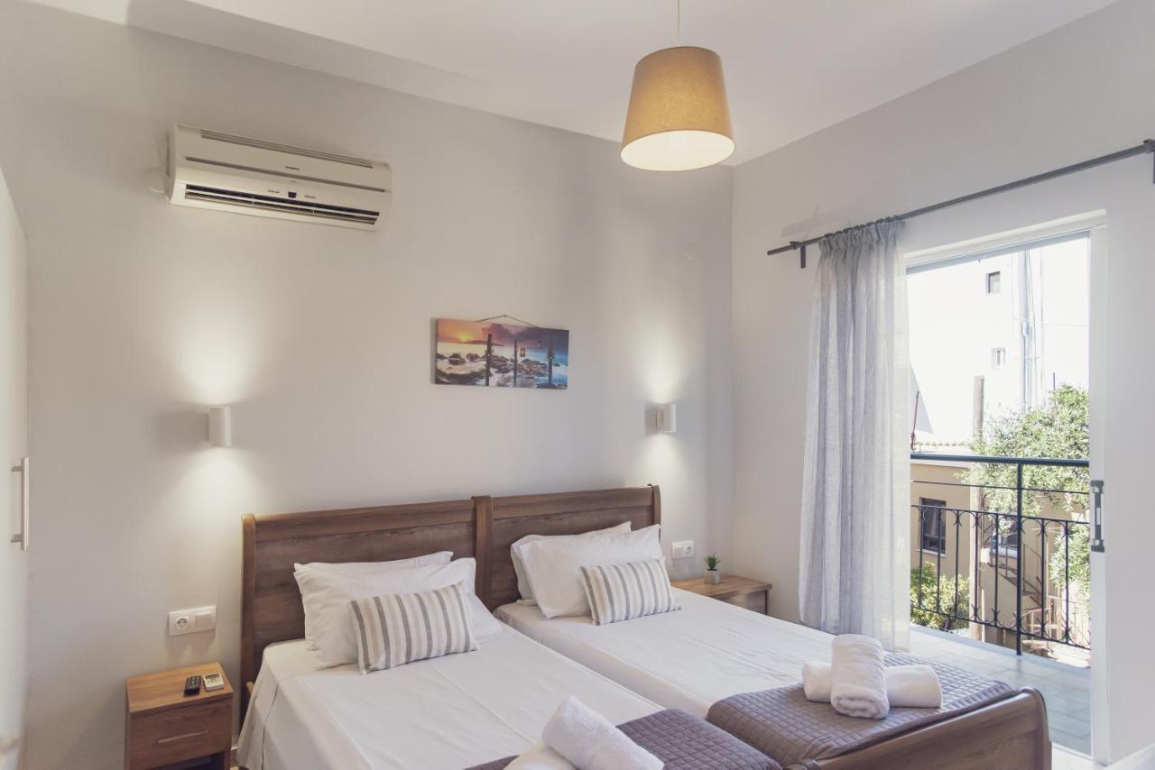 Maria Olga Apartments Benitses  Bagian luar foto