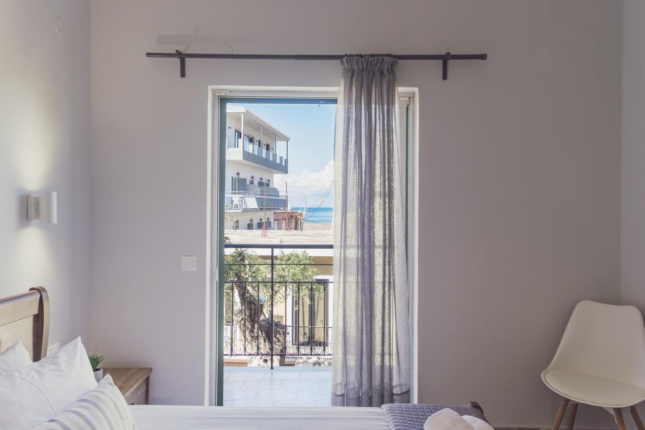 Maria Olga Apartments Benitses  Bagian luar foto