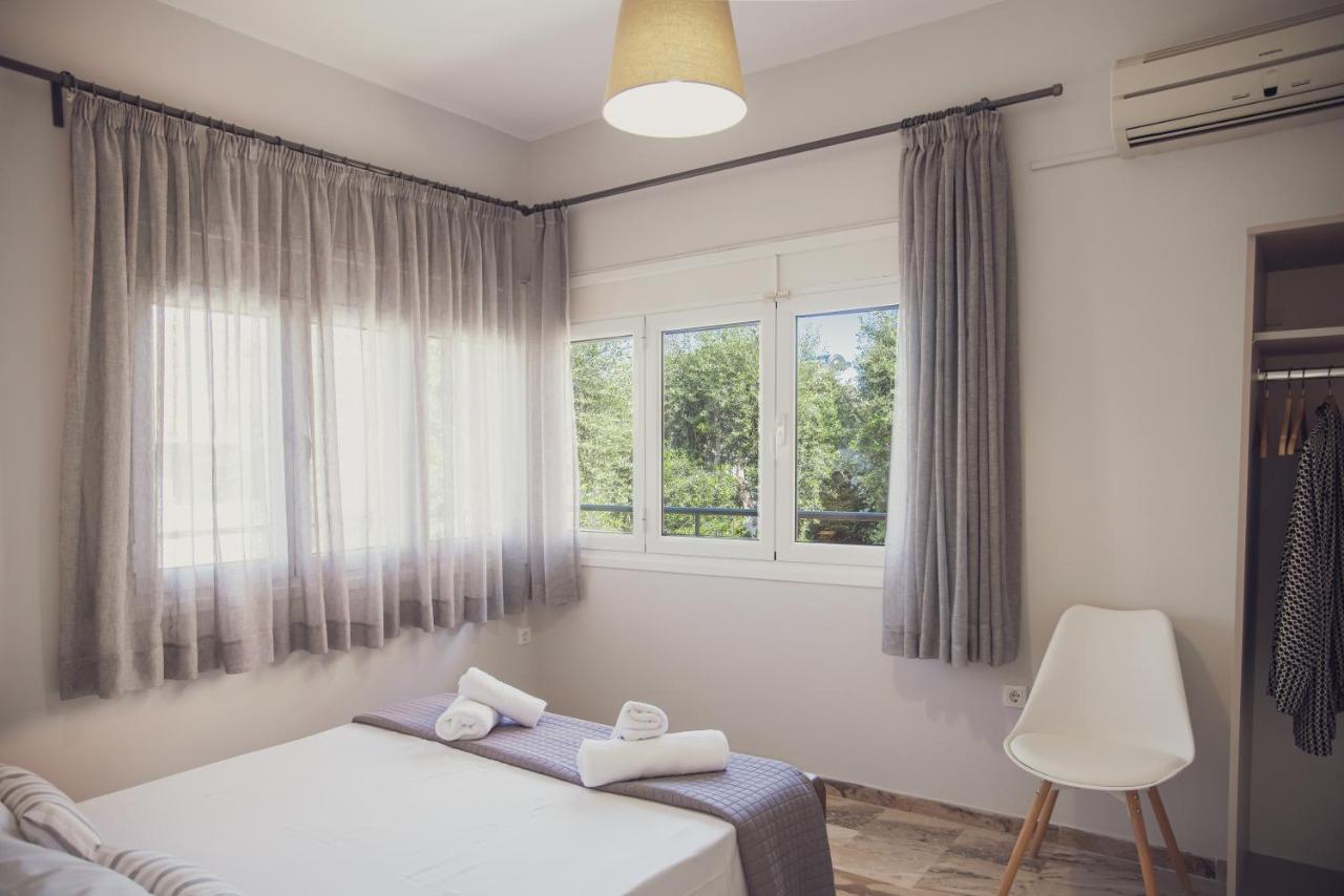 Maria Olga Apartments Benitses  Bagian luar foto