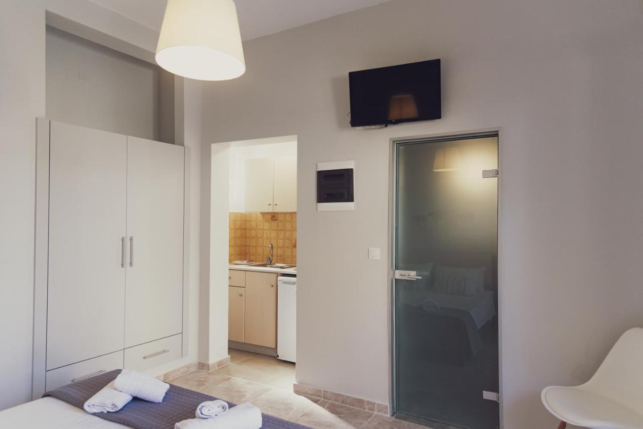 Maria Olga Apartments Benitses  Bagian luar foto