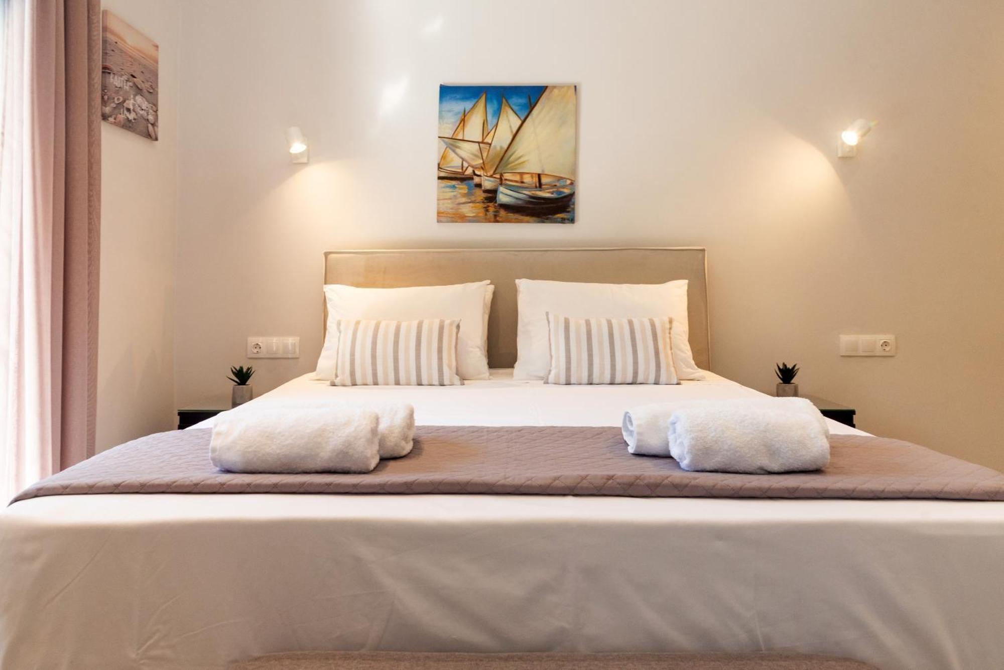 Maria Olga Apartments Benitses  Bagian luar foto